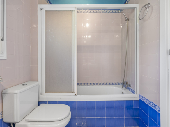 Apartment for sale in Manilva
