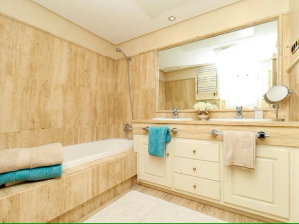 Apartment for sale in Marbella