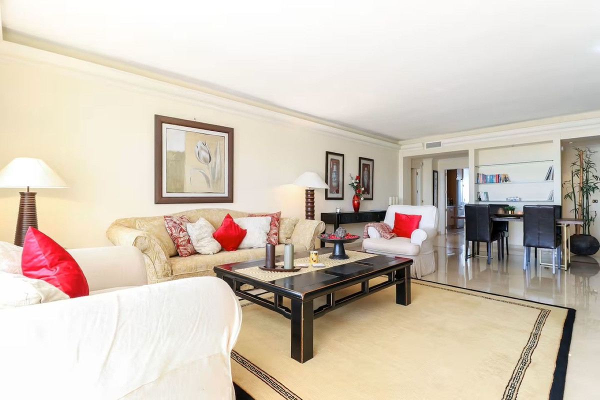 Apartment for sale in Marbella