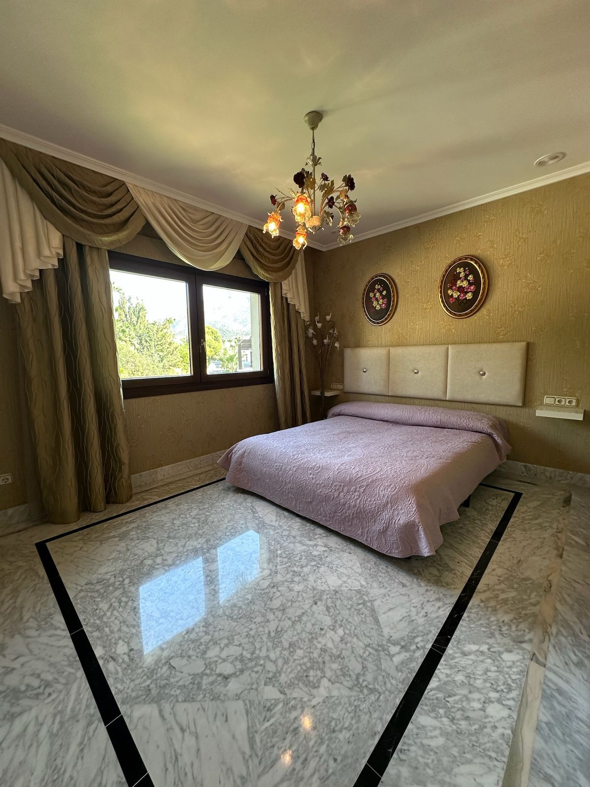 Apartment for sale in Marbella