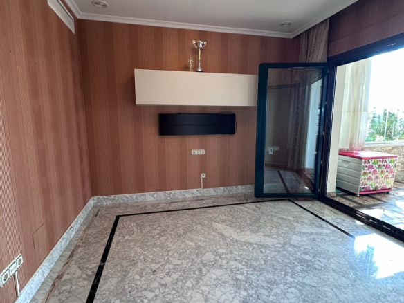 Apartment for sale in Marbella
