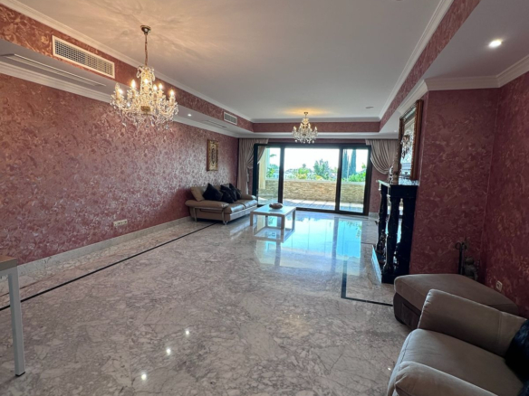 Apartment for sale in Marbella