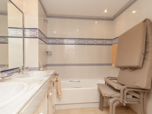 Apartment for sale in Marbella