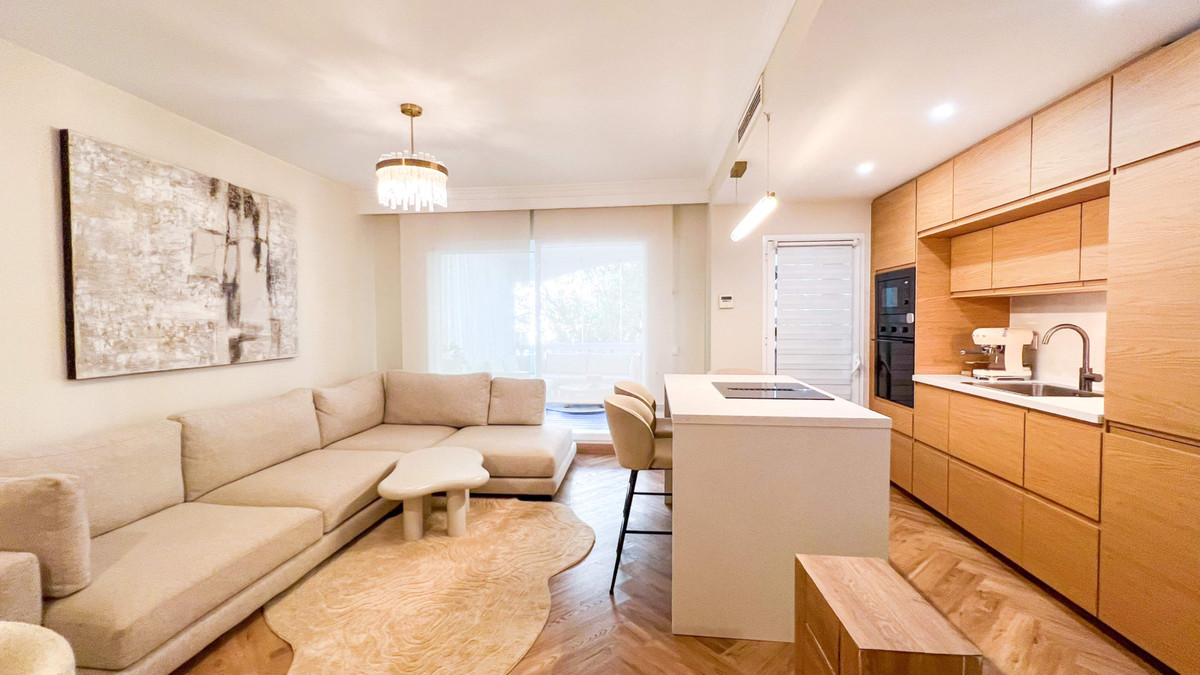 Apartment-in-Marbella-Ref-R5470645 Apartment for sale in Marbella