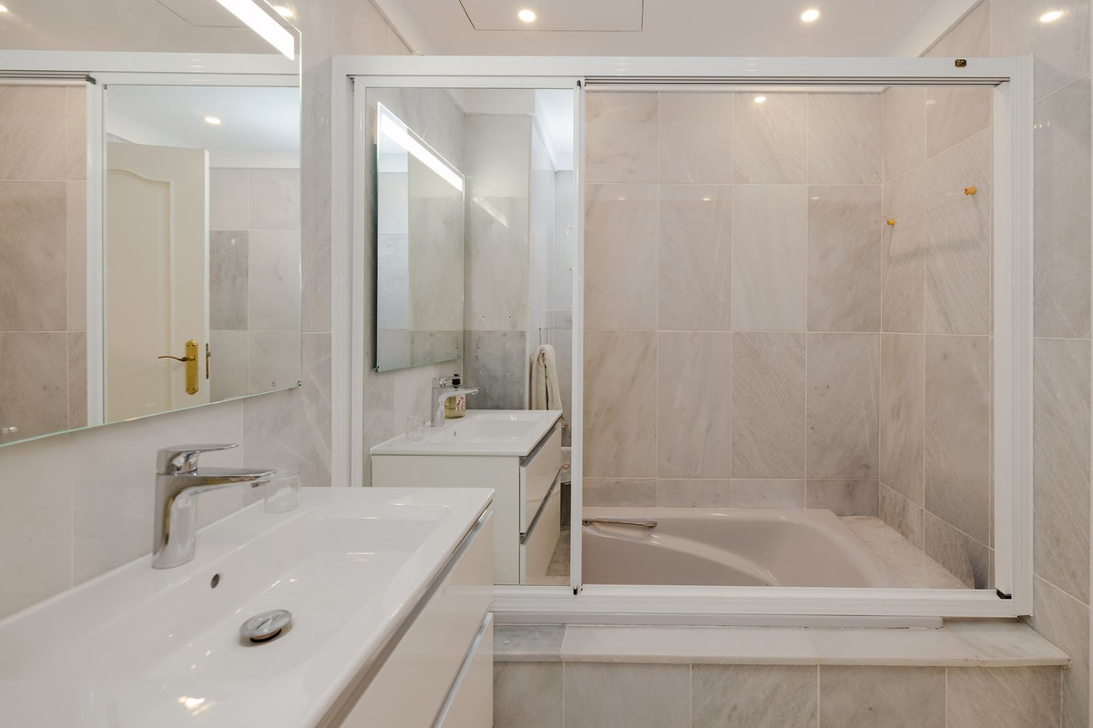 Apartment for sale in Marbella