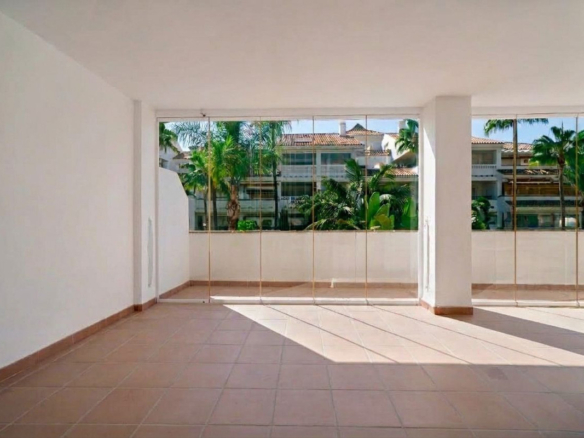 Apartment for sale in Marbella