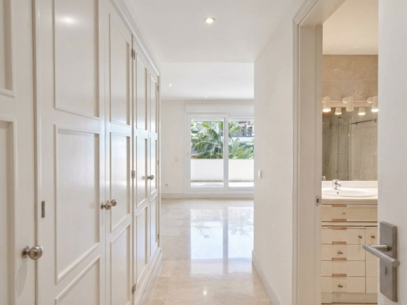 Apartment for sale in Marbella