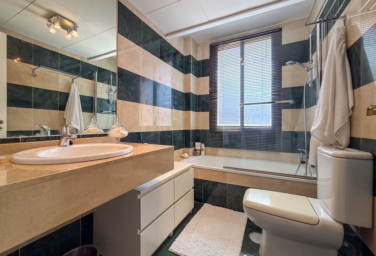 Apartment for sale in Mijas