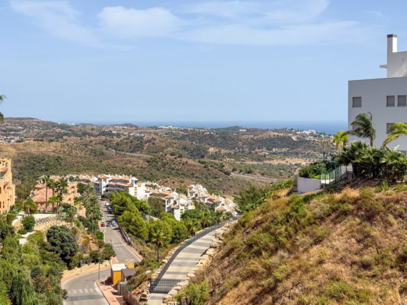 Apartment for sale in Mijas