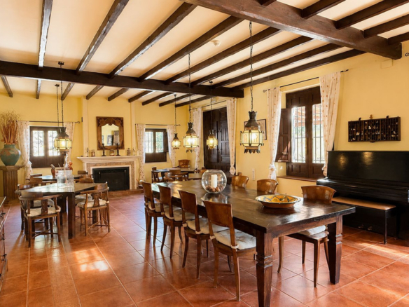 Finca for sale in Almogía