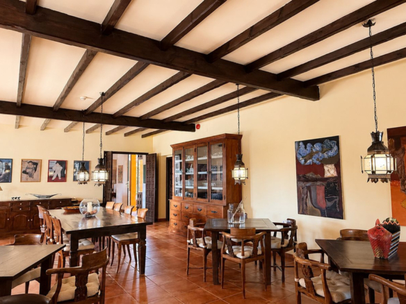 Finca for sale in Almogía