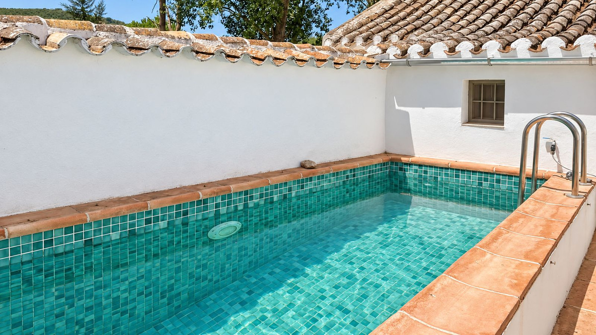Finca for sale in Villanueva del Rosario