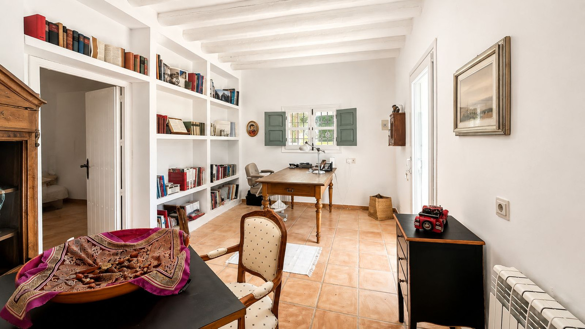 Finca for sale in Villanueva del Rosario