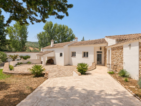Finca for sale in Villanueva del Rosario