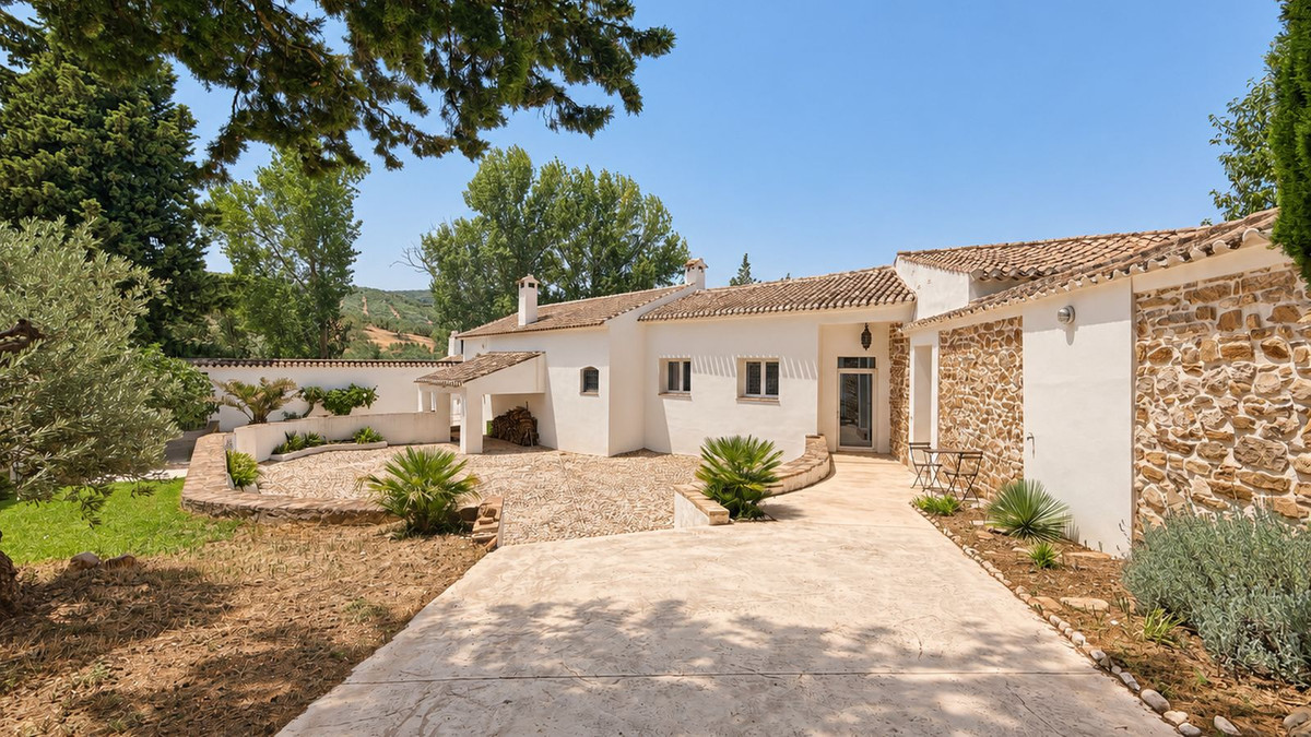 Finca for sale in Villanueva del Rosario