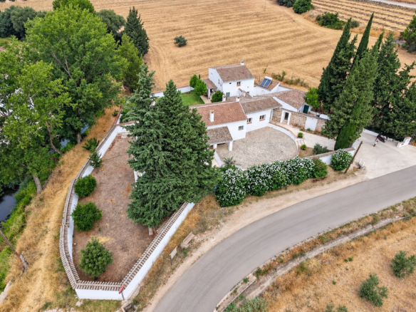 Finca for sale in Villanueva del Rosario