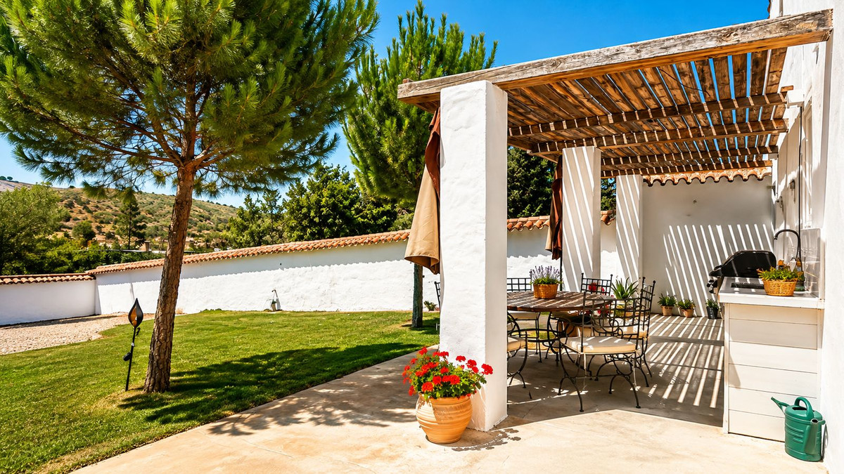 Finca for sale in Villanueva del Rosario