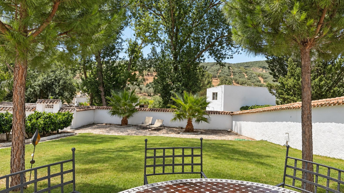 Finca for sale in Villanueva del Rosario