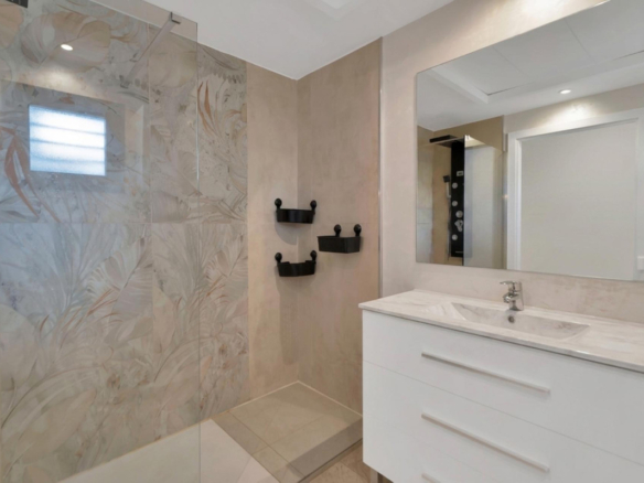 Penthouse for sale in Casares