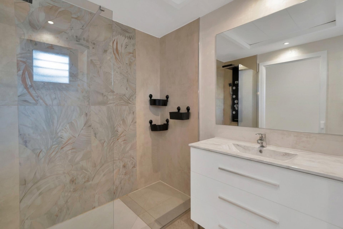 Penthouse for sale in Casares