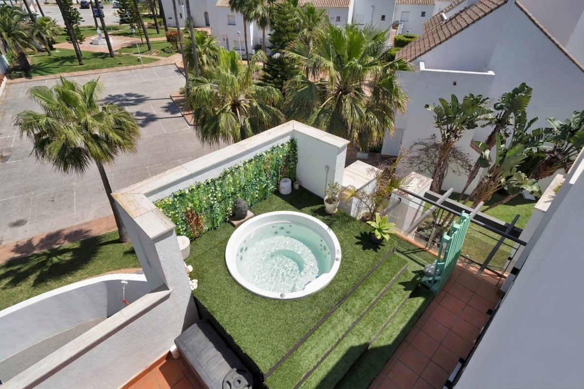 Penthouse for sale in Casares