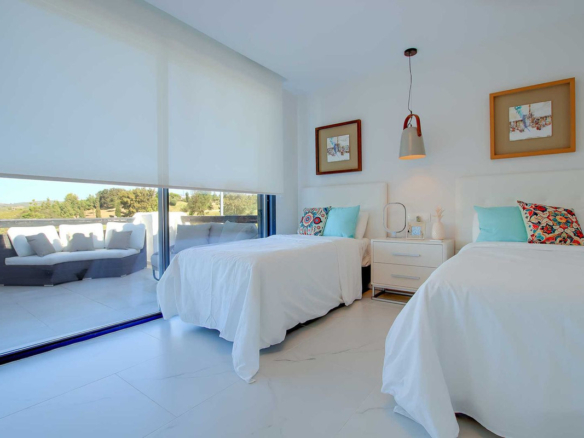 Penthouse for sale in Casares