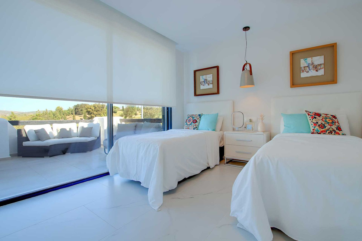 Penthouse for sale in Casares