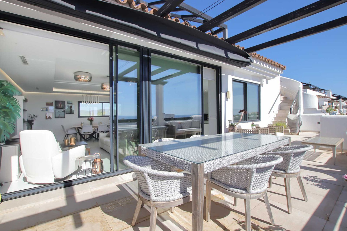 Penthouse for sale in Casares