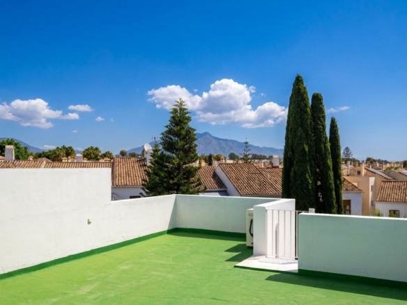 Penthouse for sale in El Paraiso
