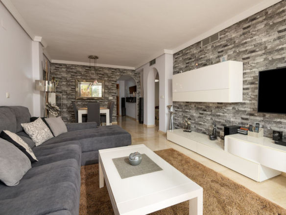 Penthouse for sale in El Paraiso