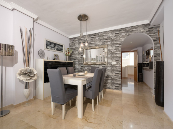 Penthouse for sale in El Paraiso