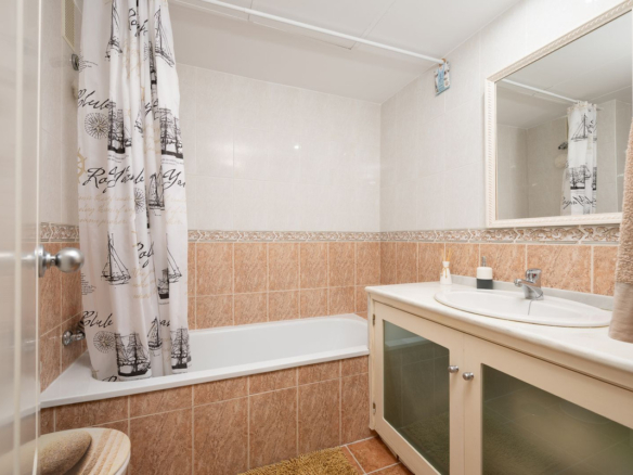 Penthouse for sale in El Paraiso