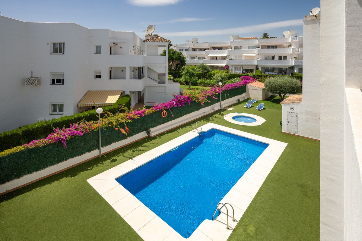 Penthouse for sale in El Paraiso