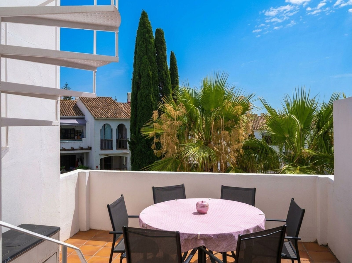 Penthouse for sale in El Paraiso