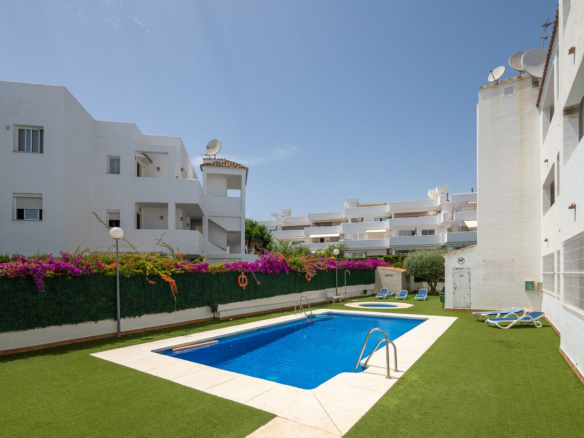 Penthouse for sale in El Paraiso