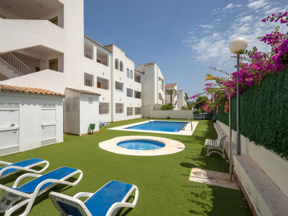 Penthouse for sale in El Paraiso