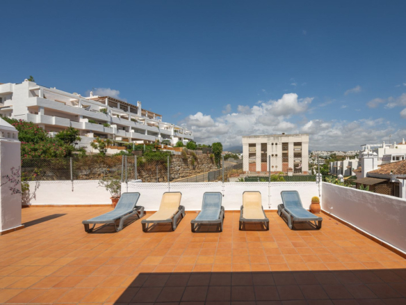 Penthouse for sale in Estepona