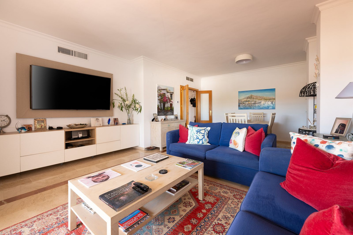 Penthouse for sale in Estepona