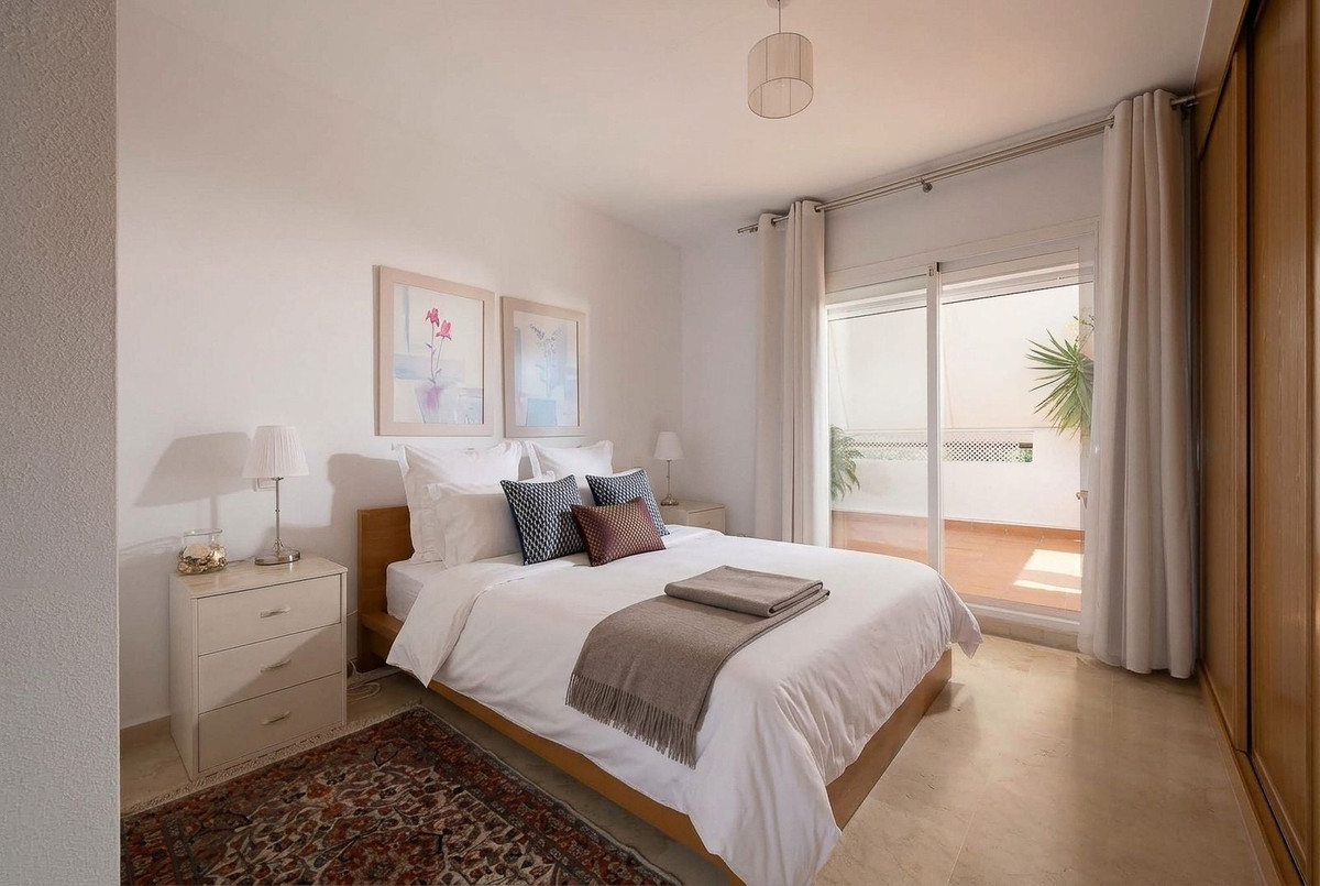 Penthouse for sale in Estepona
