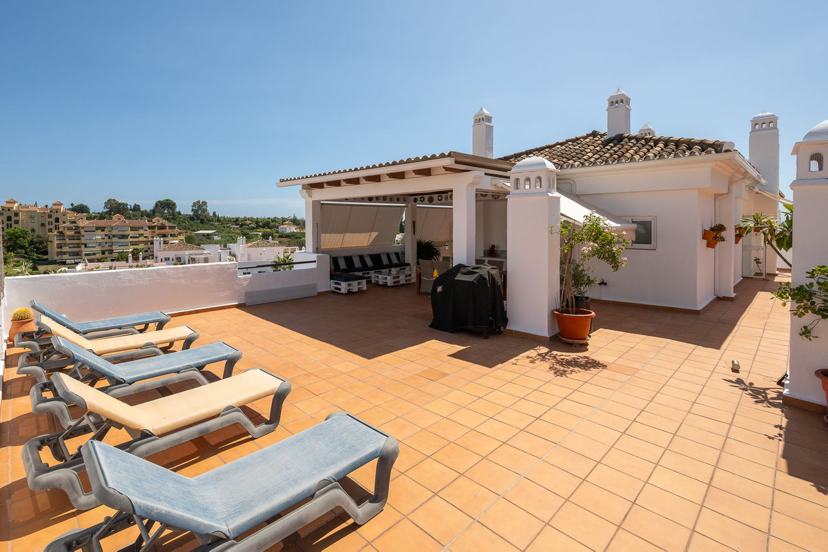 Penthouse-in-Estepona-Ref-R5480554 Penthouse for sale in Estepona