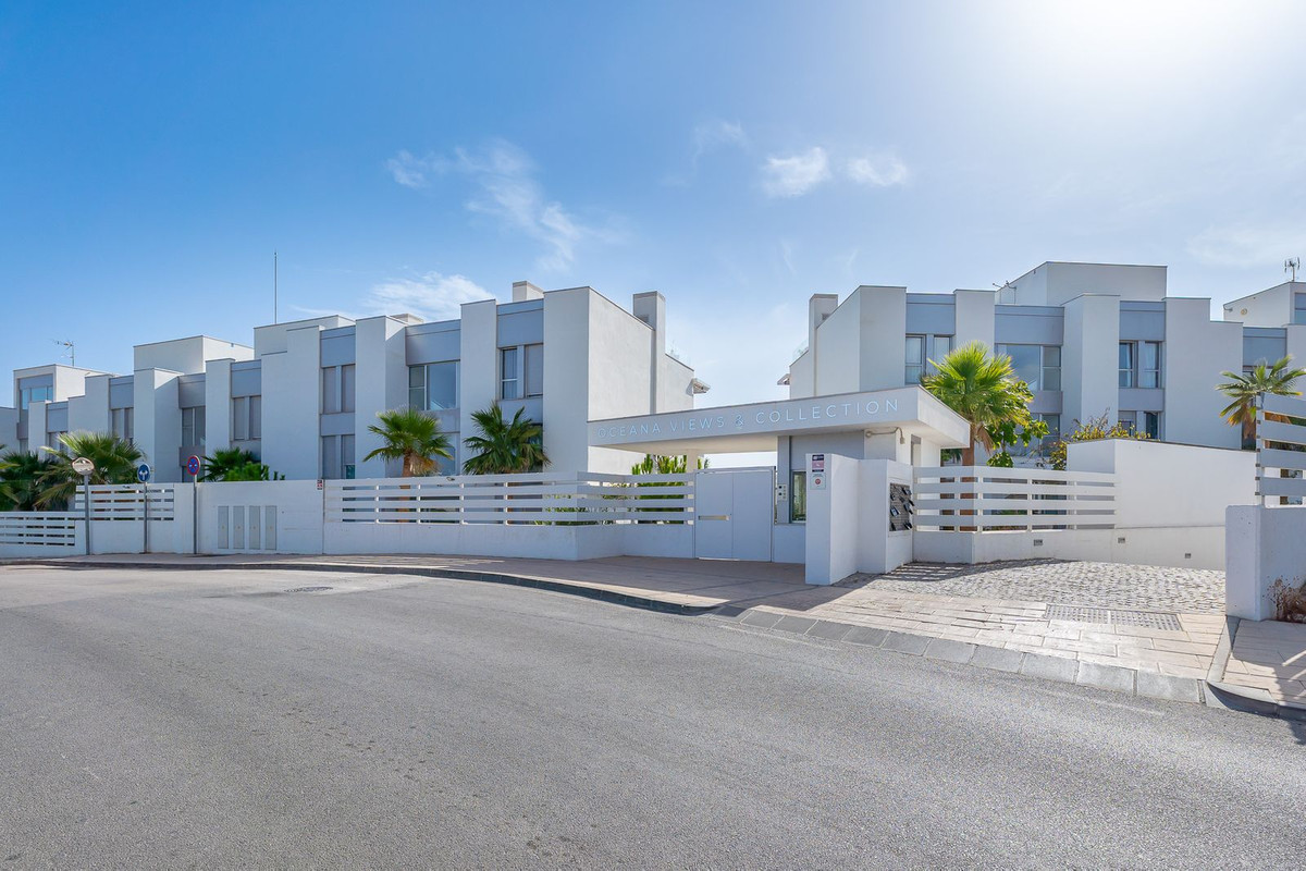 Penthouse for sale in Estepona