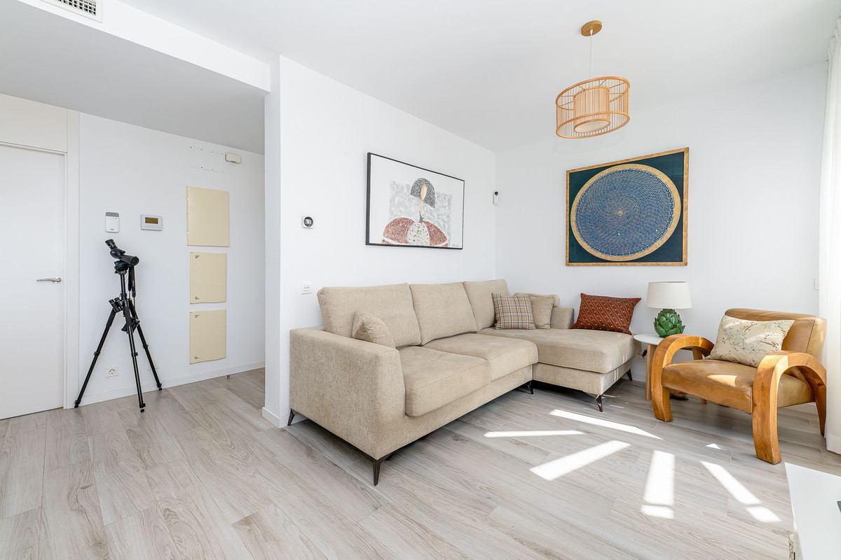Penthouse for sale in Estepona