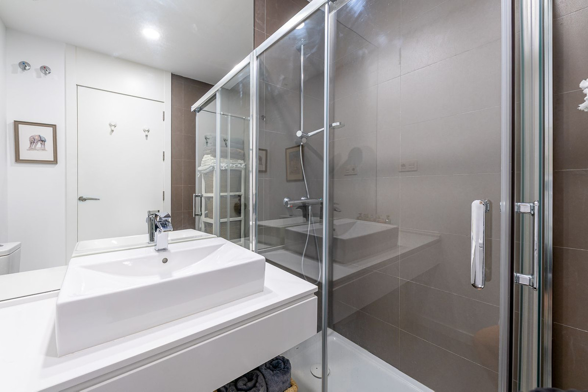 Penthouse for sale in Estepona