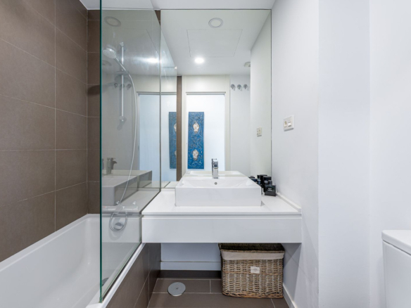 Penthouse for sale in Estepona
