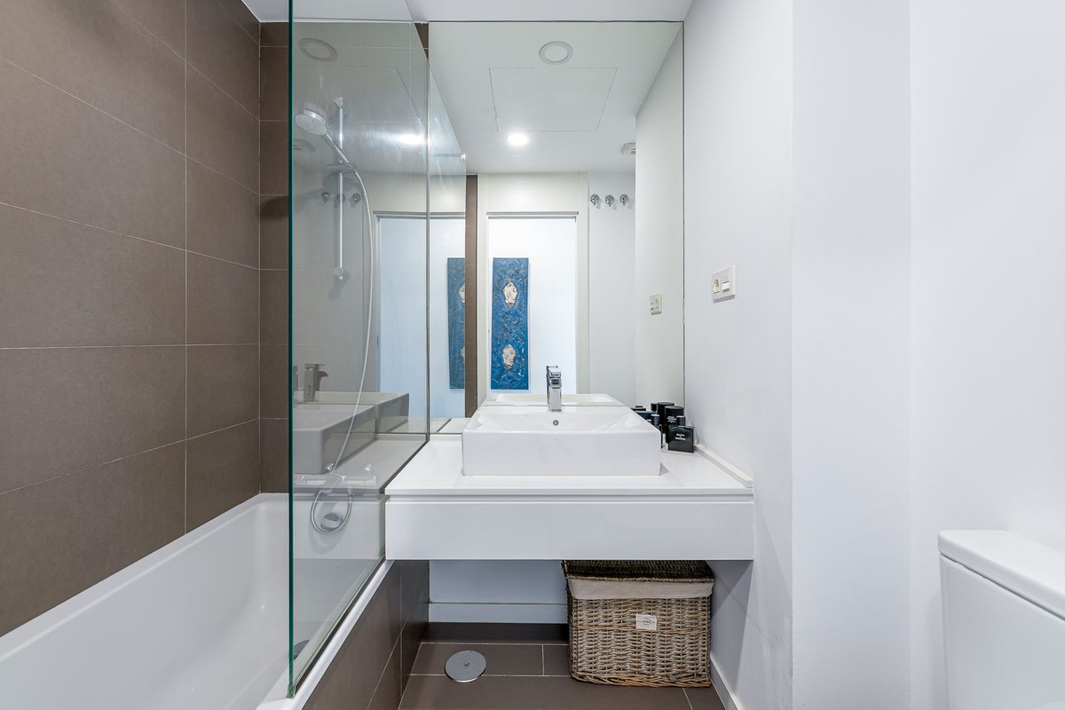 Penthouse for sale in Estepona