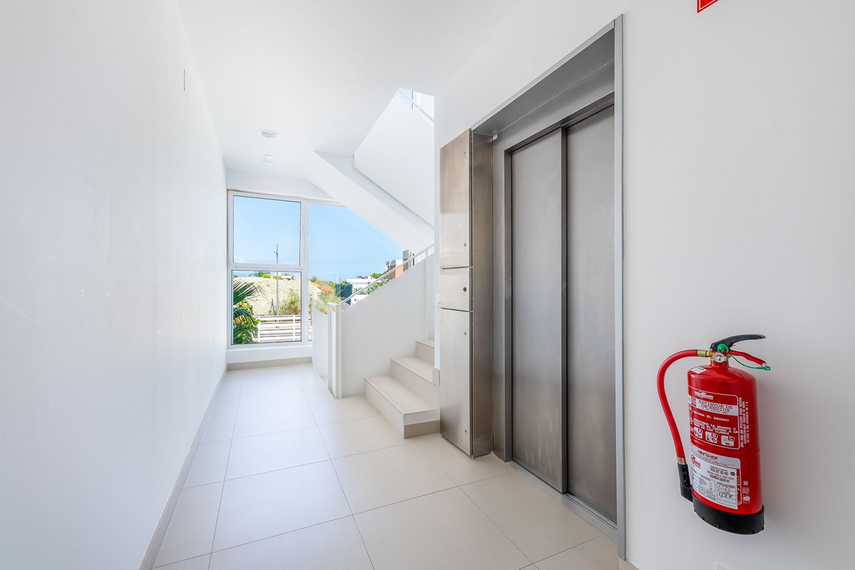 Penthouse for sale in Estepona
