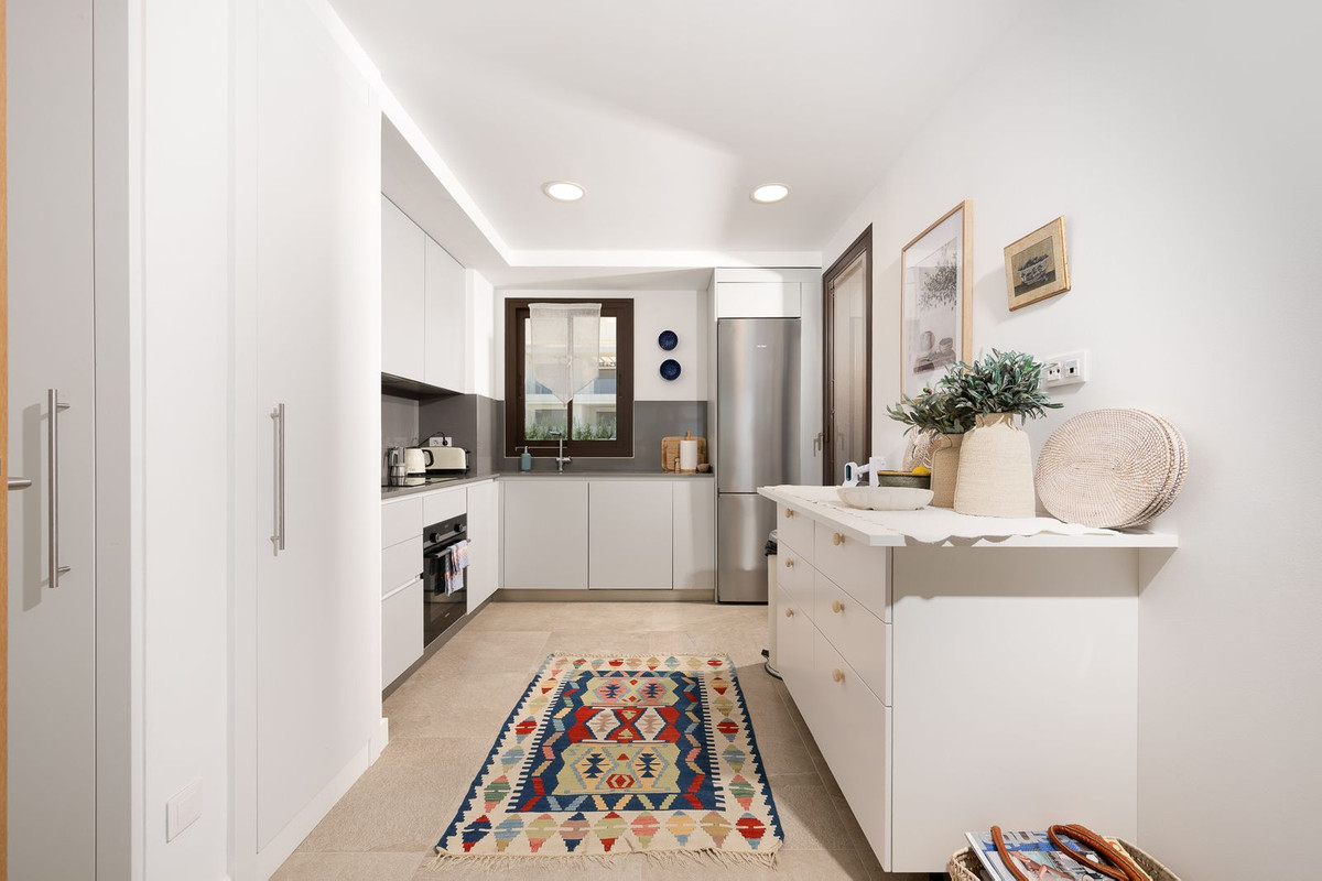 Penthouse for sale in Estepona