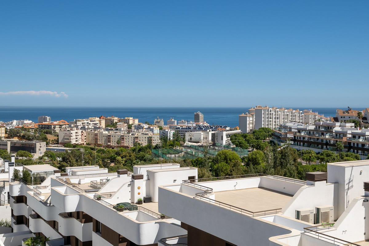 Penthouse for sale in Estepona