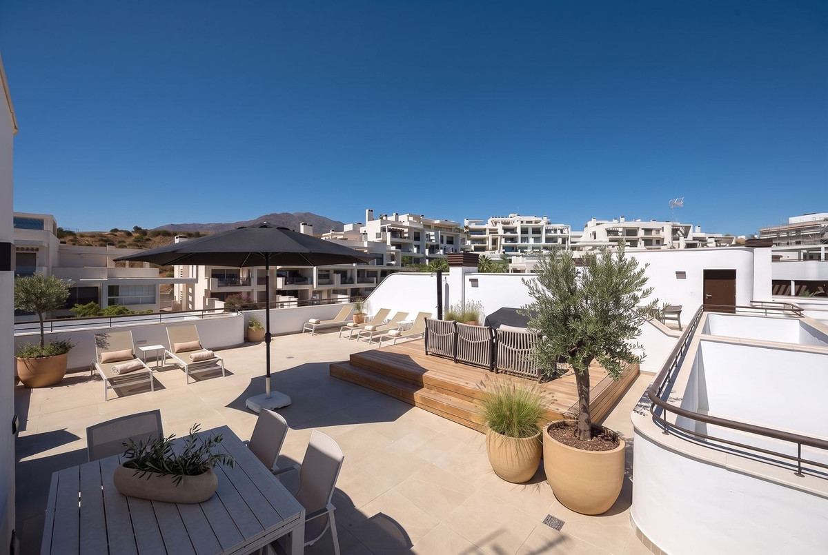 Penthouse for sale in Estepona