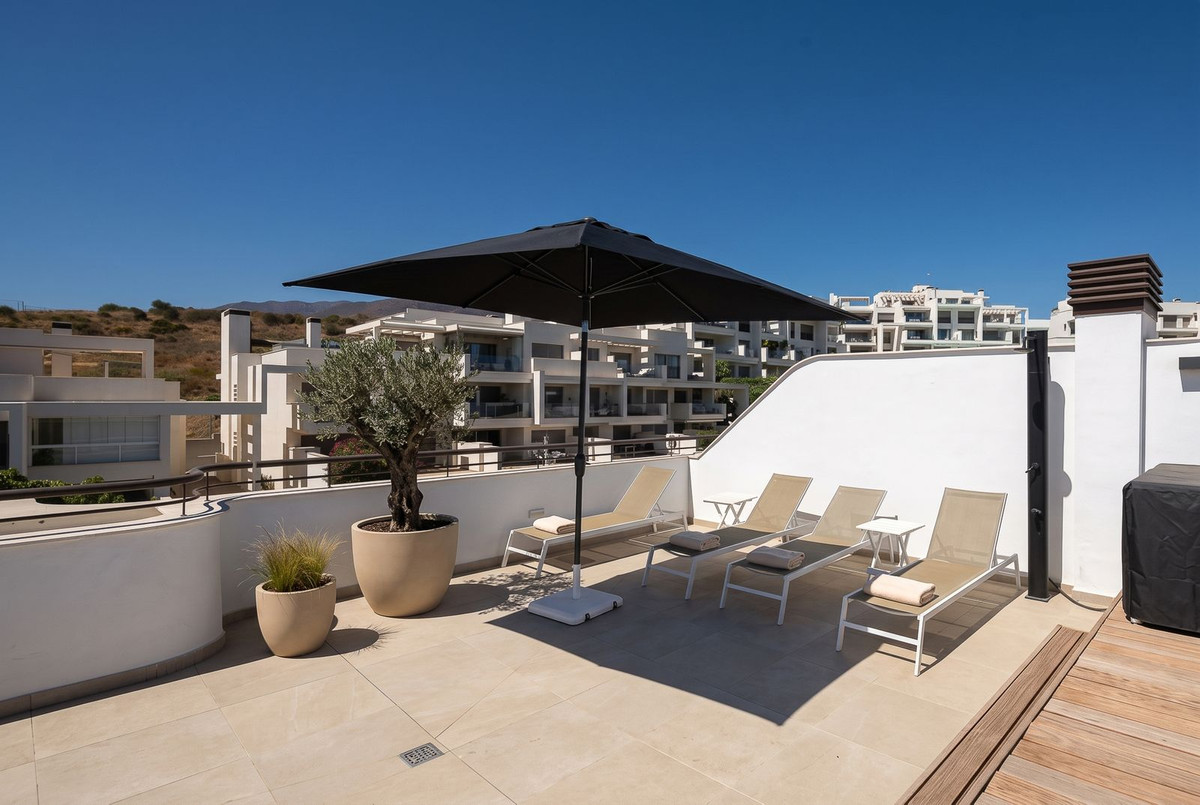 Penthouse for sale in Estepona